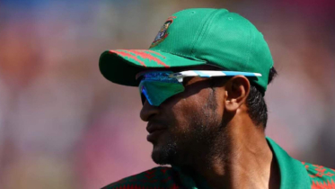 এবার দেশে ফিরতে চান সাকিব আল হাসান: রয়টার্স