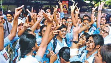 এসএসসি ও সমমানের ফল প্রকাশ, পাসের হার ৬২.২৫ শতাংশ