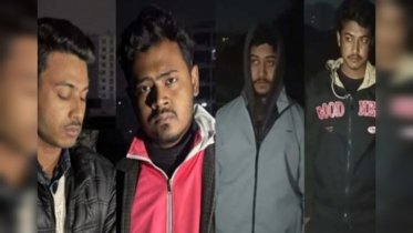 মধ্যরাতে বহিরাগতদের নিয়ে ঢাবি ছাত্রদল কর্মীর গাঁজা সেবন, আটক ৪