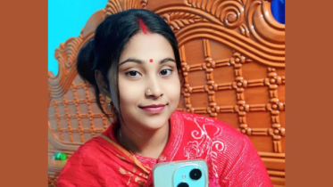 বিজয়া দশমীতে দুর্গাপ্রতিমার কপালে সিঁদুর দিতে গিয়ে নববধূর মৃত্যু